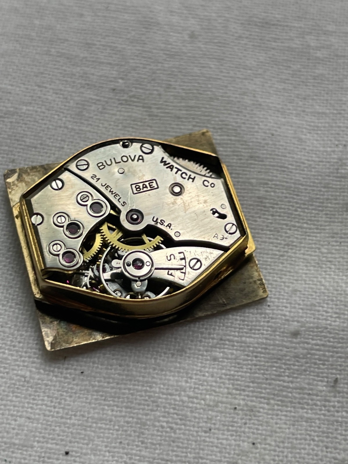 Bulova 8AE – movement for mens watch TRY TO RUN, lot 0707
