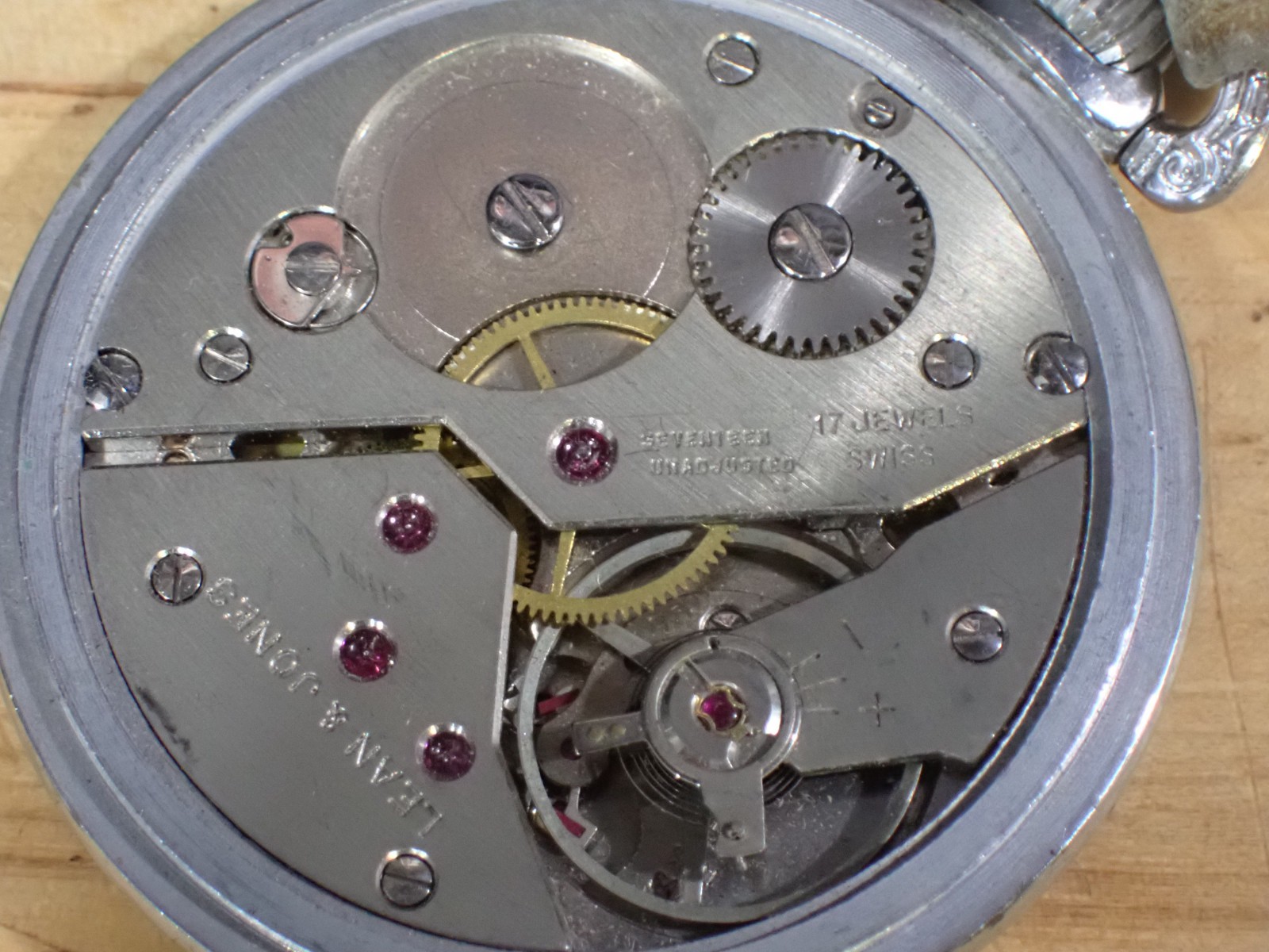 Lean & Jones Camero 17 J Wind Pocket Watch Movement good balance Montgomery Dial
