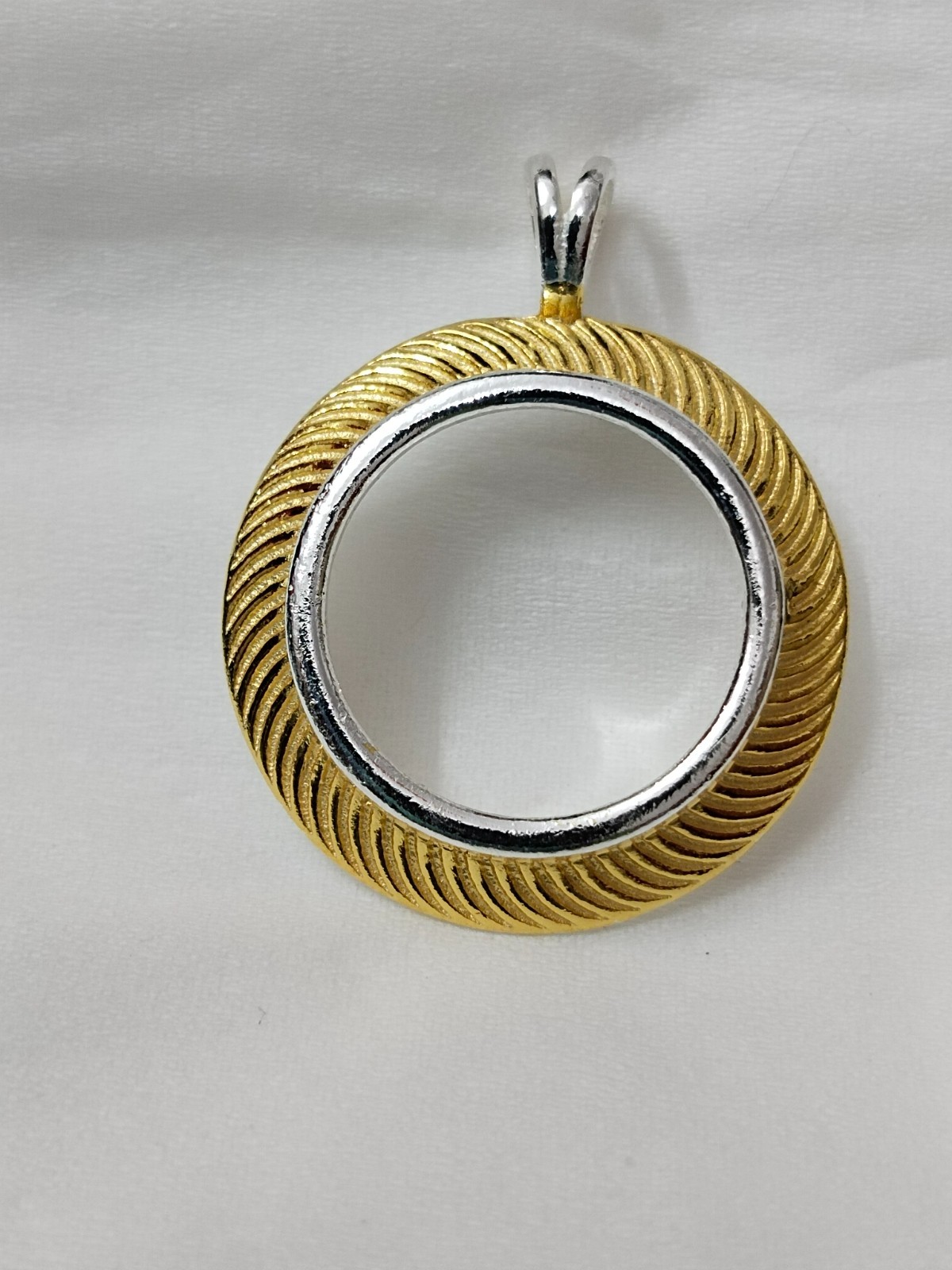 925 Sterling Silver 18k Gold Plated Sterling Silver Round Bezel Pendant Blank