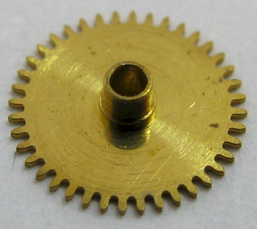 Rolex movement 1530 (no calendar h= 1.28 millimeter) … part: 7890 hour wheel