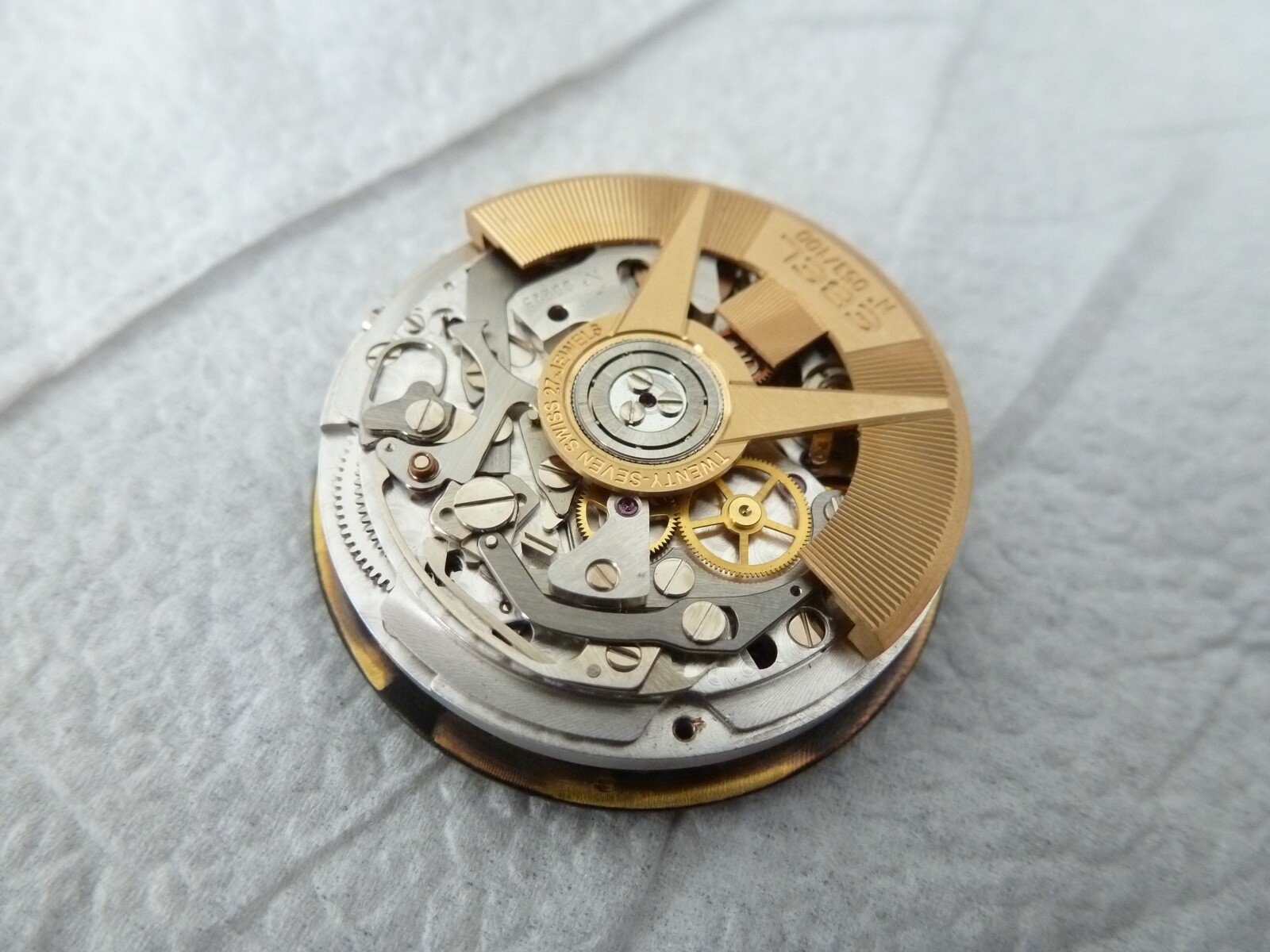 Ebel 1911 BTR Chronograph Cal 139 1215787 New Condition rare gold Rotor working