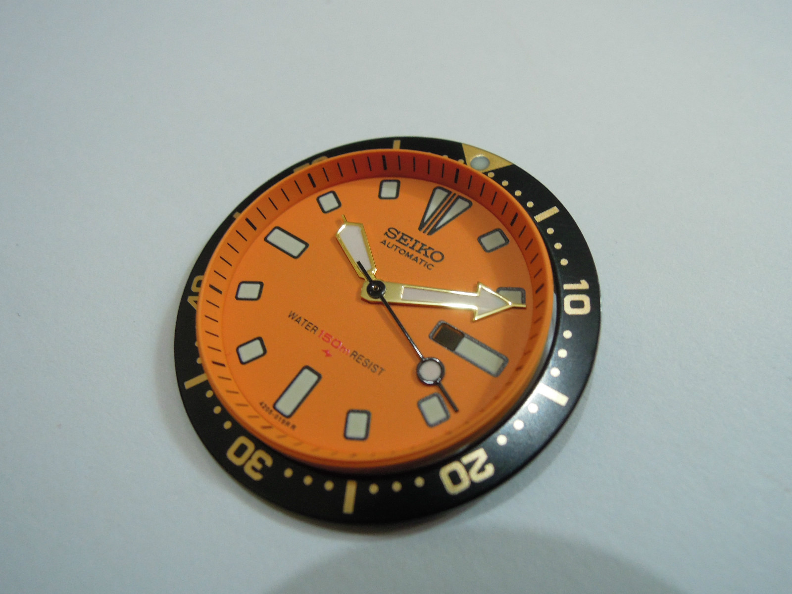 NEW ORANGE DIAL,HANDS, BLACK/GOLD INSERT MEDIUM DIVERS 4205-0150/0156 WATCH