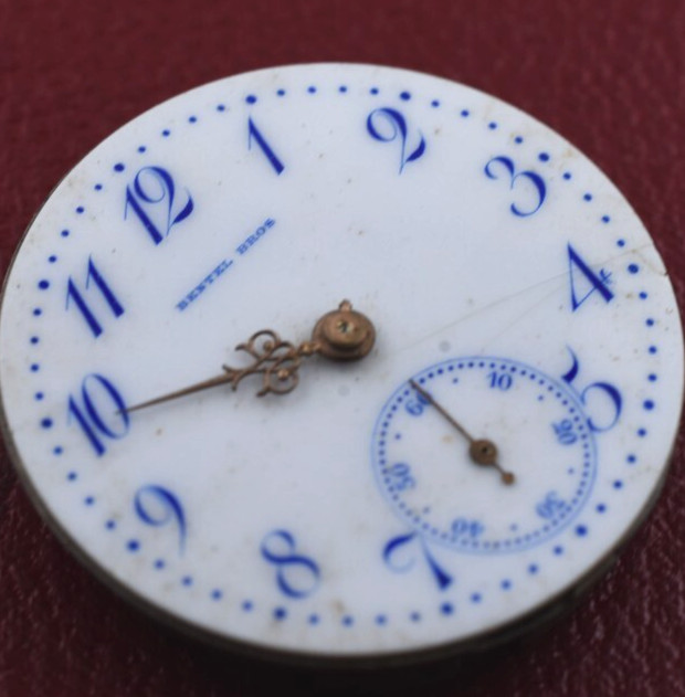 Longines 0 Size Watch Movement RUNS Fancy Hands & Dial Bentel Bros
