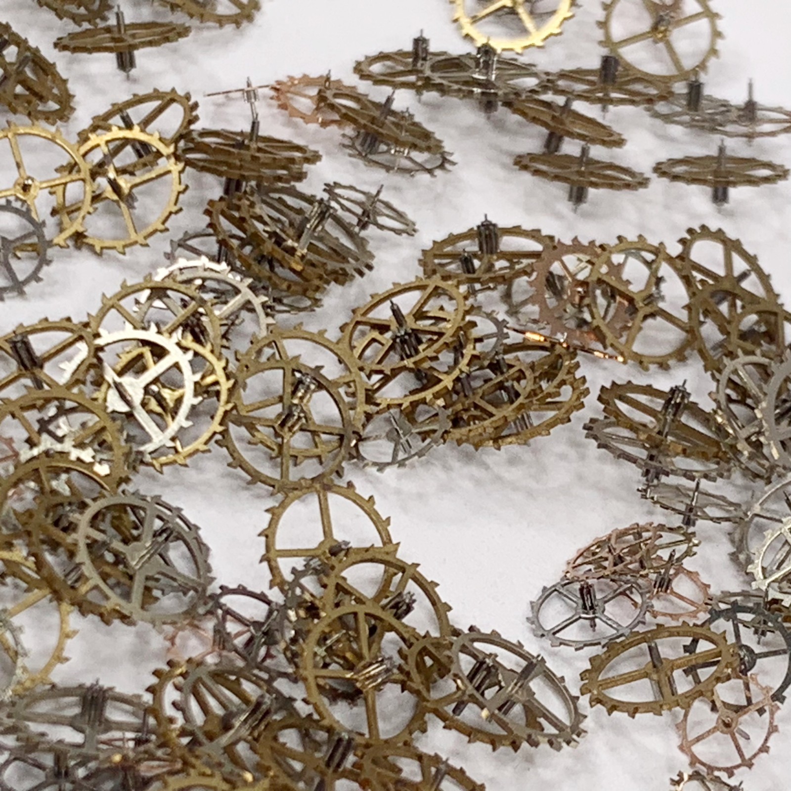 50 Escape Wheels Silver Rose Gold Copper Watch Part Part Gears Lot Steampunk Art