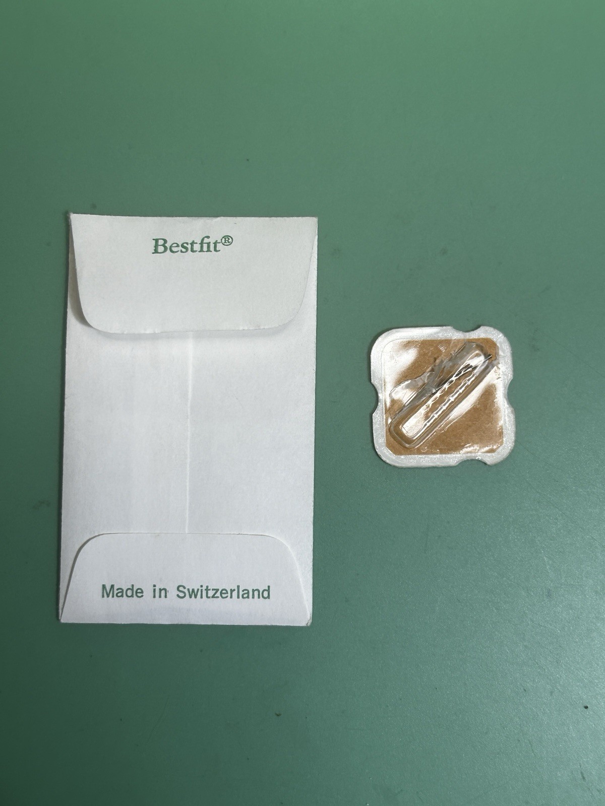 FHF – Cal. 60 / 60N – Winding Stem – Part 401 – .90 mm – Tap 10 – NOS