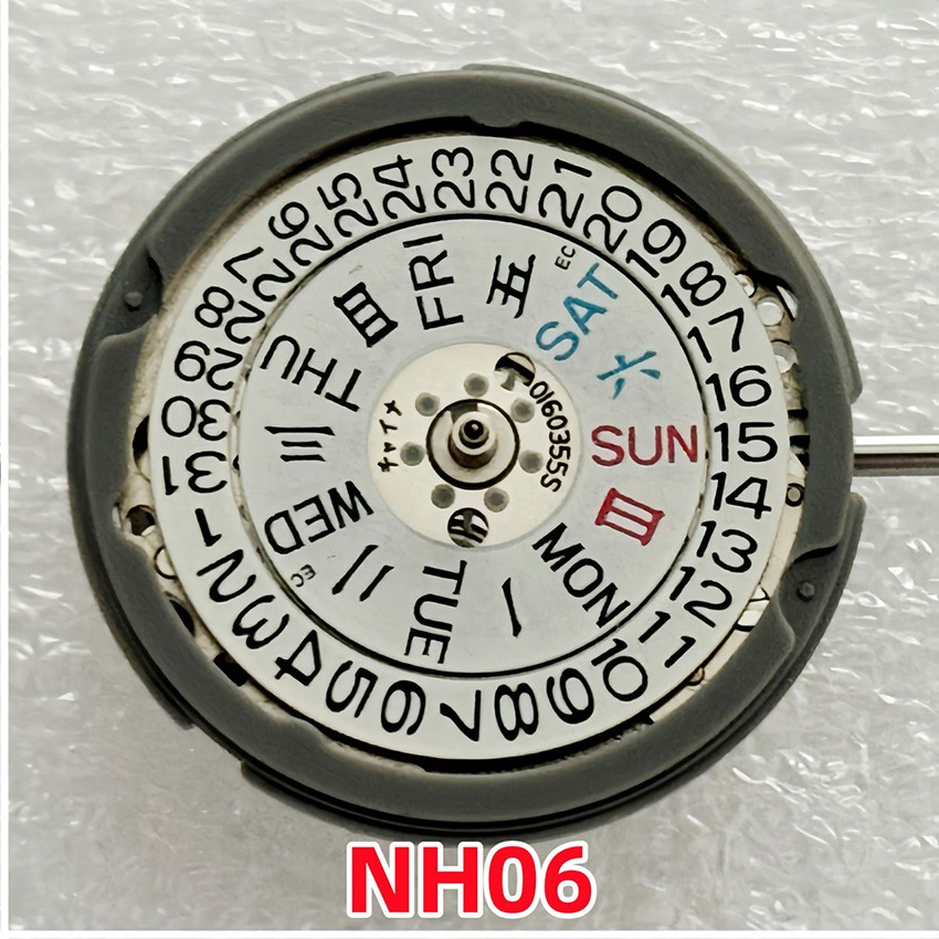 For NH05B/NH06B/NH05A/NH06A Three-Hand Dual Calendar Movement Watch Movement