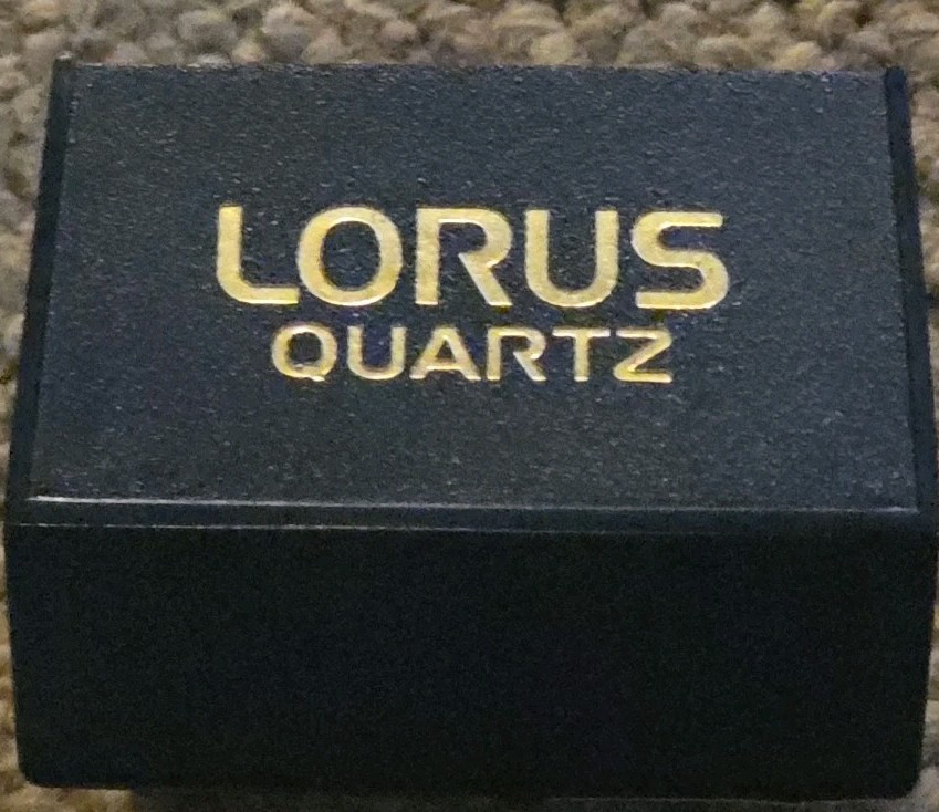VTG Lorus Mickey Watch Mouse Disney Y121-X090 Quartz Genuine Leather Band