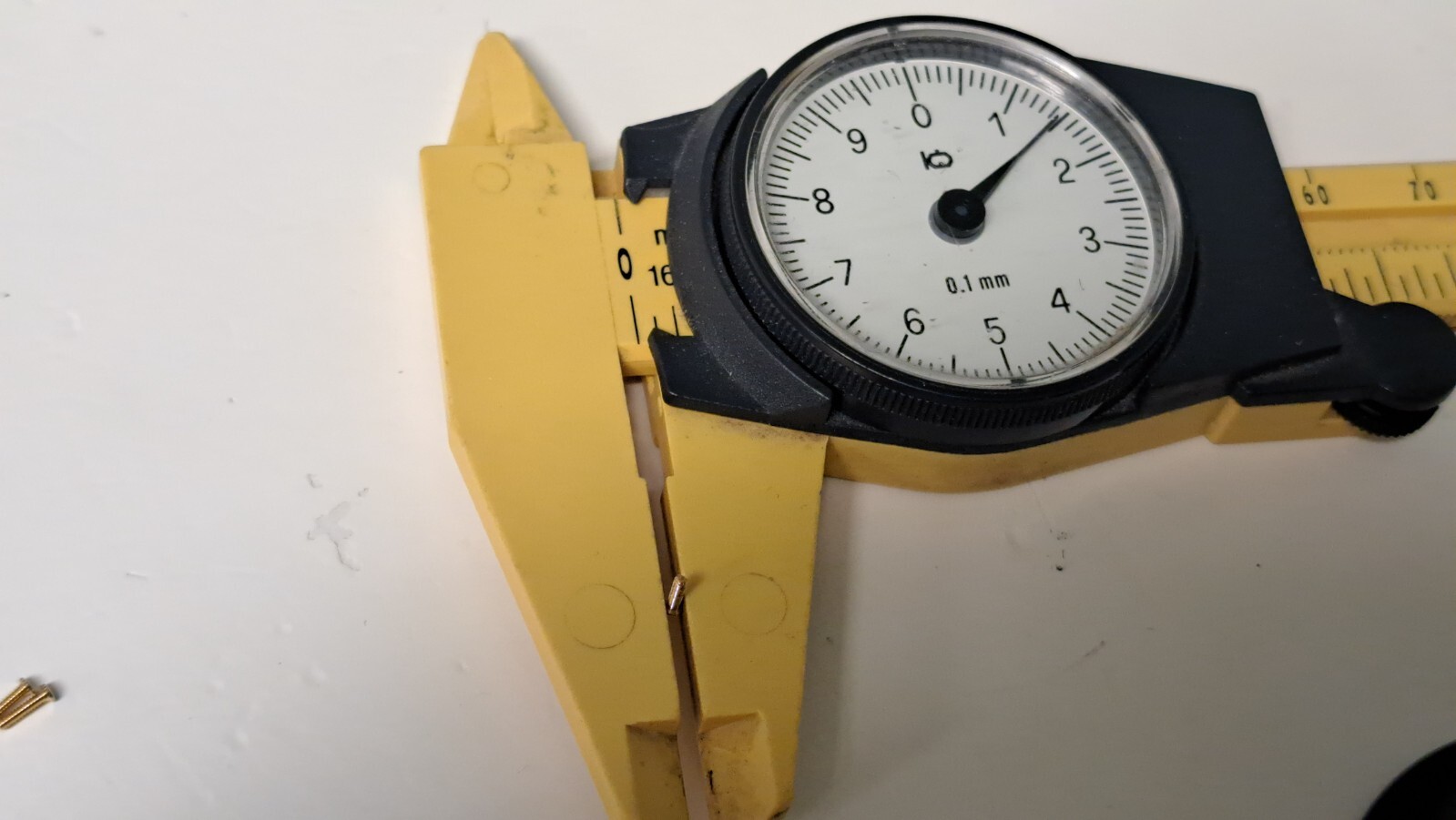 Vis de Fond 95 x 420 Watch screw for Repair GOLD 103L 6HR 2PERORDER