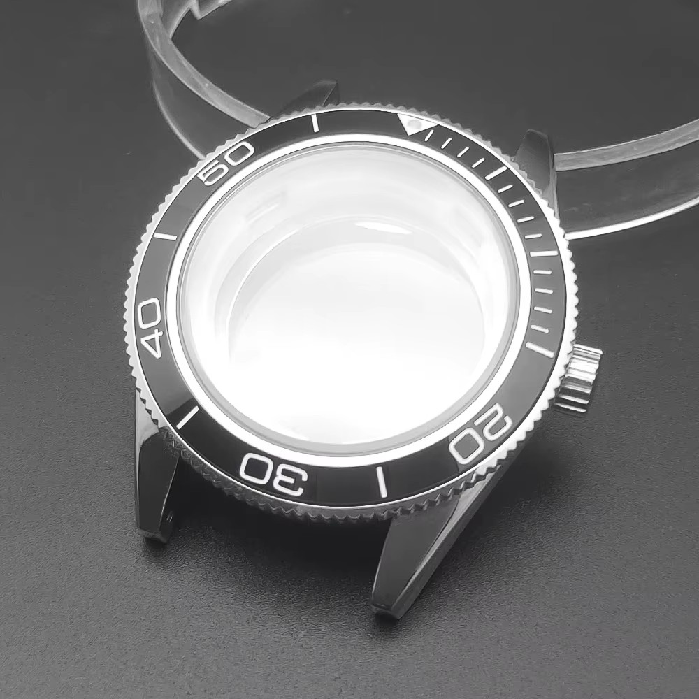 41Mm Watch Case ETA 2836 Miyota 8215 DG2813 ST1612 NH35/36 Watch Strap Width 20M