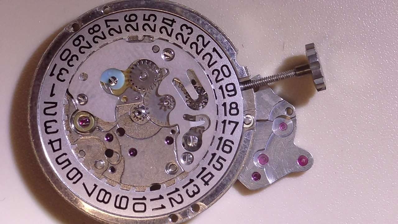 Ancienne Platine De Mouvement Montre Incomplète Cal. INT. 7525-2