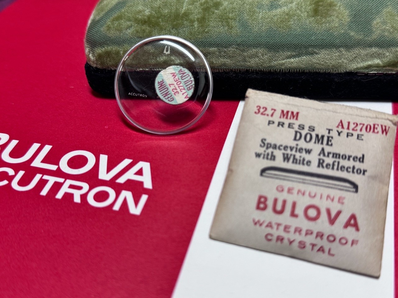 Vintage Bulova Accutron Spaceview watch factory crystal 32.7mm A1270EW in pack