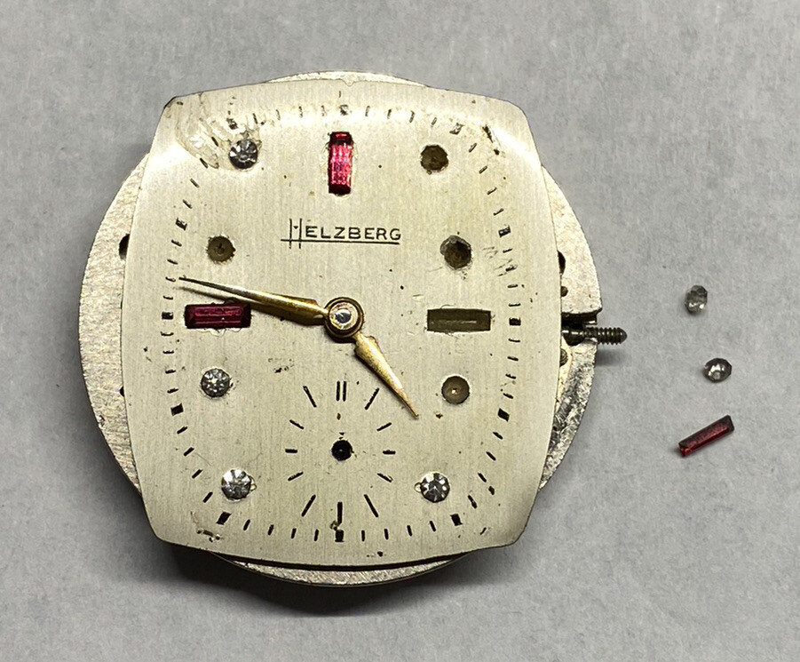 Vintage Helzberg Watch Movement Repairs Parts Watchmaker 17 Jewels Swiss 14-8
