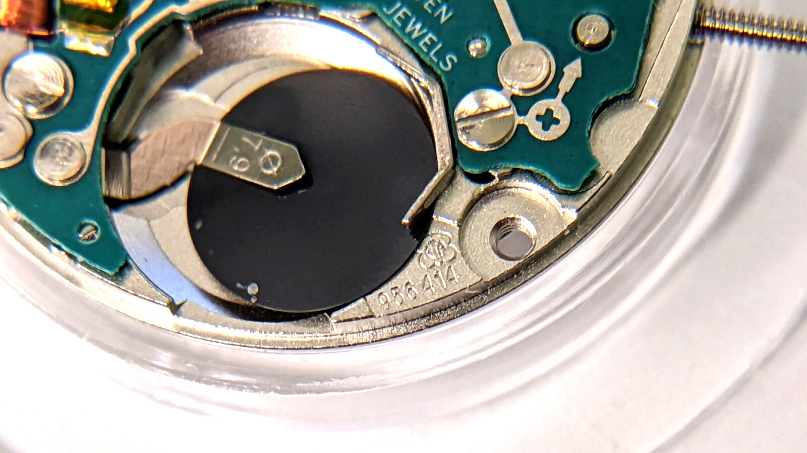 ETA 956.414 movement new date at 3 o’clock for watch repair Genuine Swiss ETA