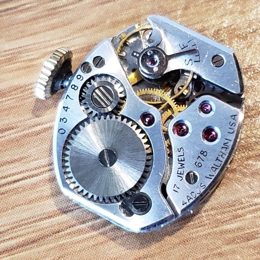 VTG Waltham Eastern 678 17 Jewels Watch Movement 034789 4 ADJ 10k rgp Bezel WP1