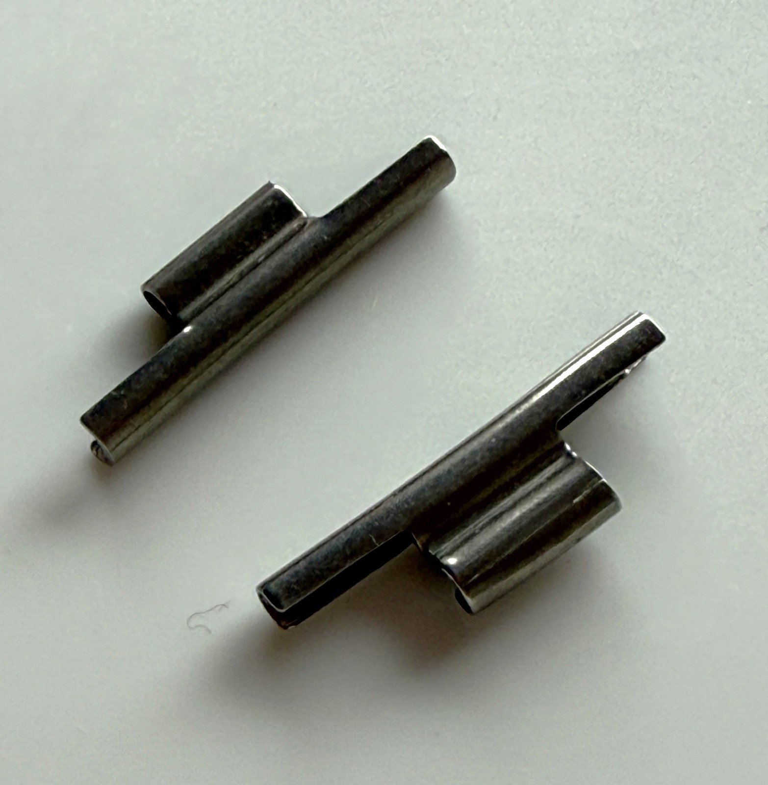 Genuine Rolex 2 Connector – Tube for Curved fitting 18-7 mm Ref 7835 7205 N.O.S