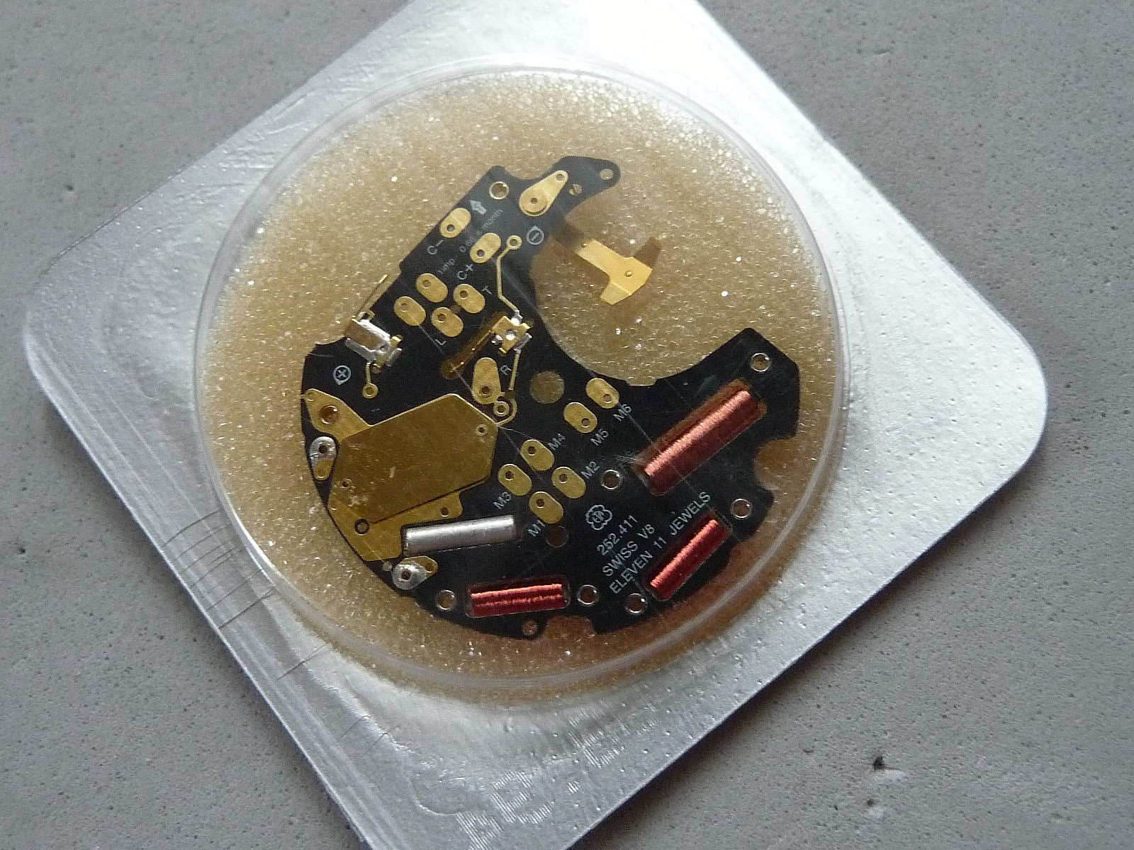 NOS ETA 252.411 Quartz Circuit Board Movement Module Perpetual Calendar df