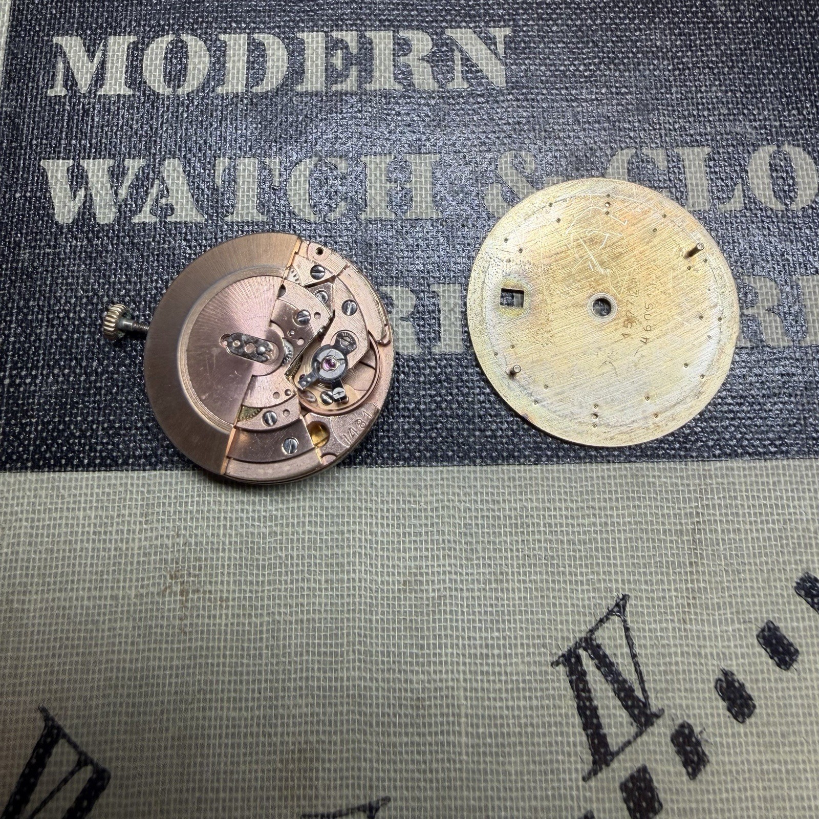 Omega Cal. 1481 Automatic Movement Working With Geneve Dial Hands Crown