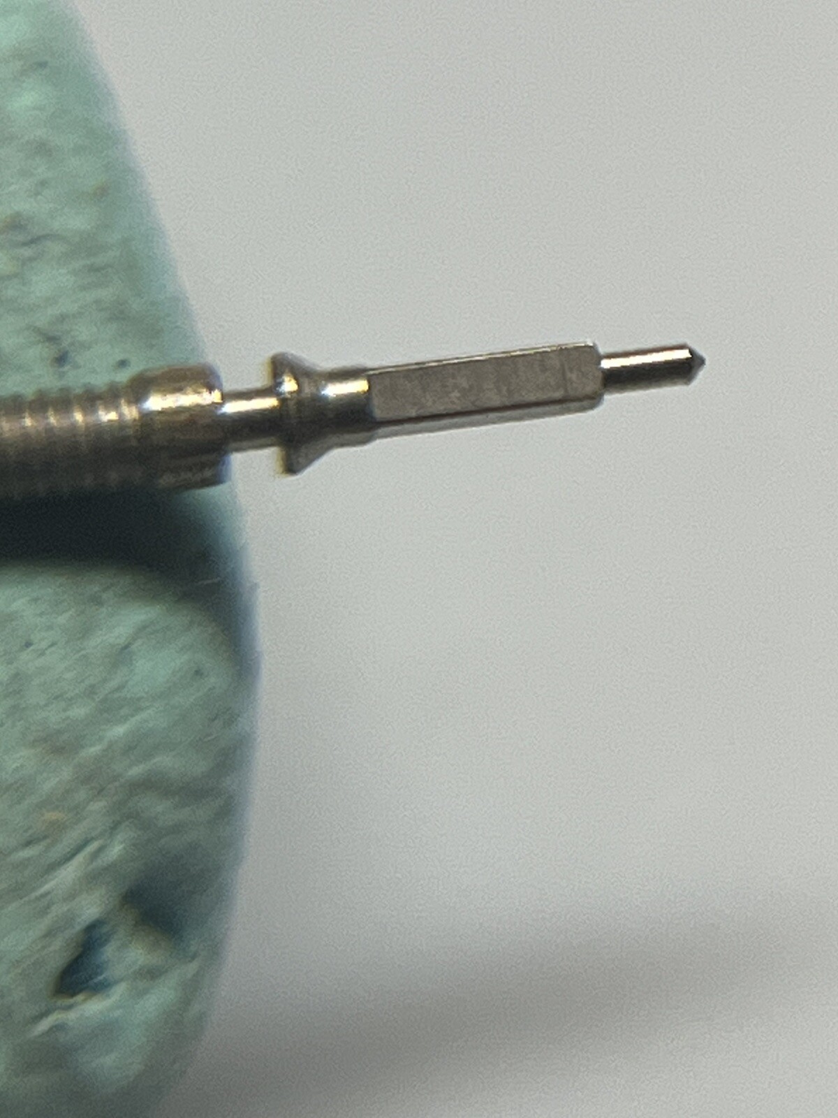 watch part Gruen cal 370 stem original new