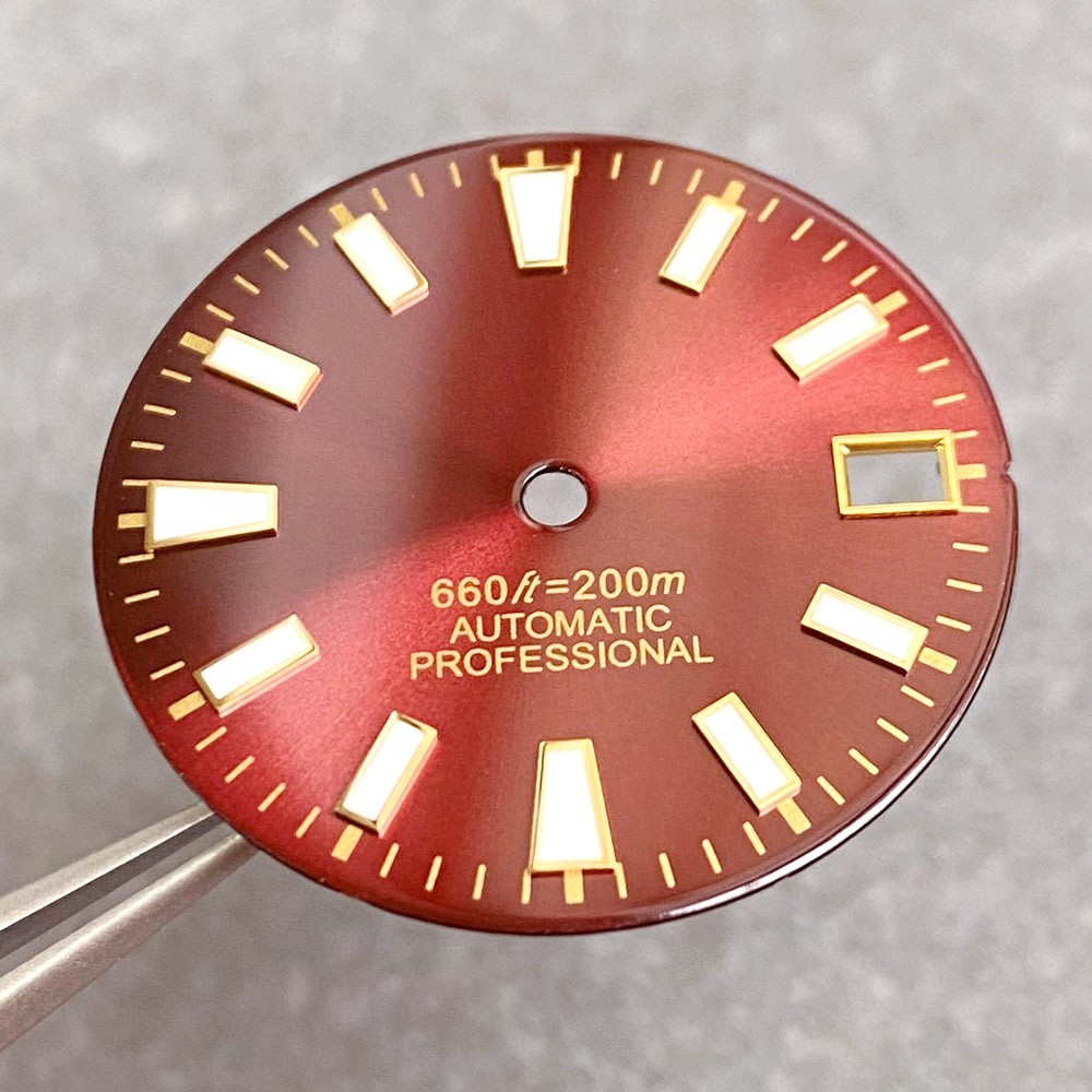 28.5mm Sunburst Watch Dial With Date Window For NH35 NH36 Movement Green Lume