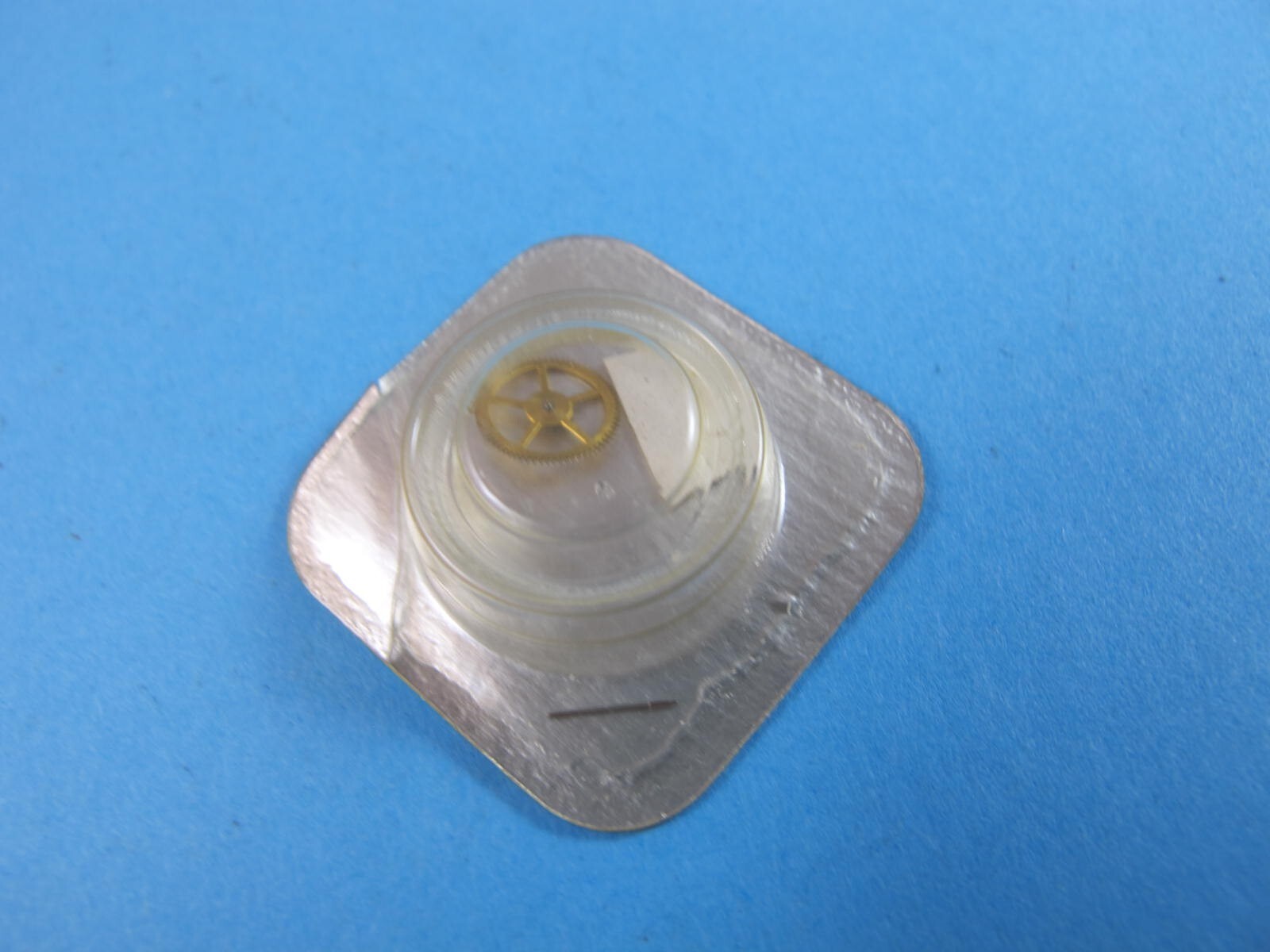 JAEGER LECOULTRE CALIBER 815 PART 227 SWEEP SECONDS PIVOT FOR BROKE SECONDS HAND