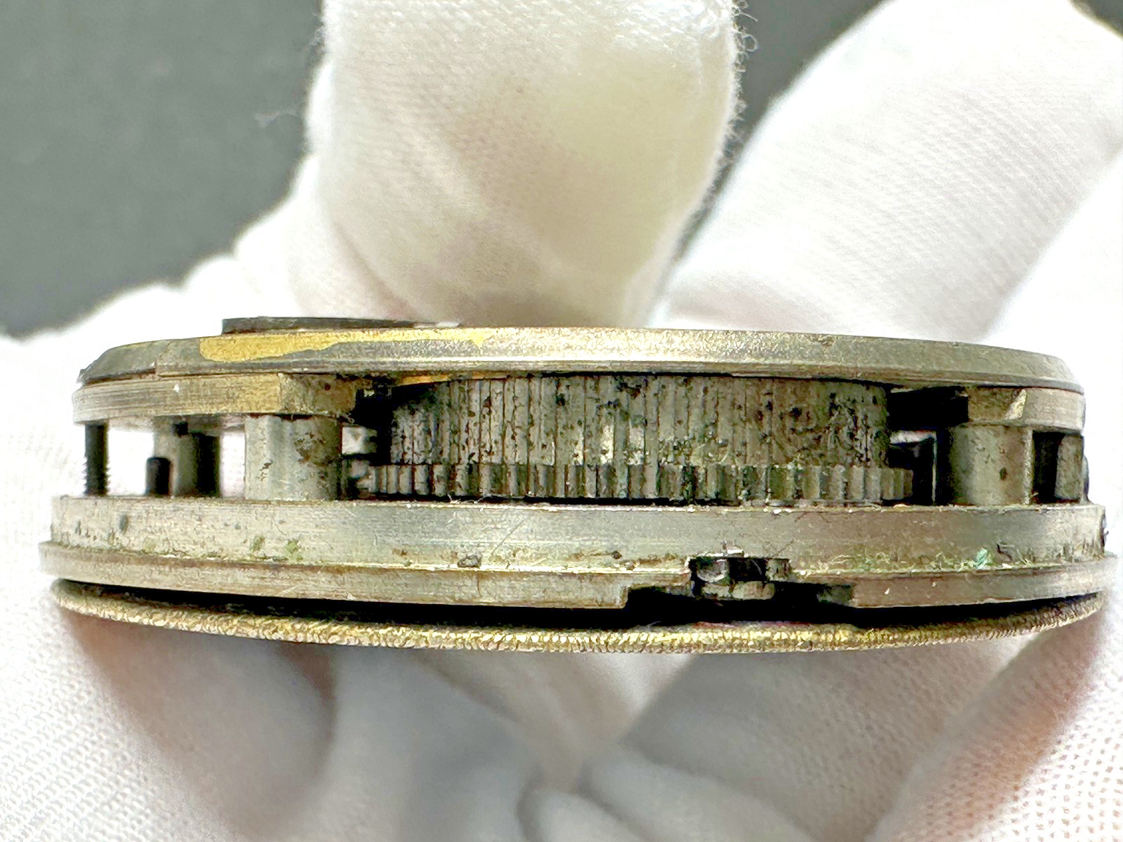 ANTIQUE H W CO SPECIAL HIGHLY JEWELED SWISS WATCH BODY FOR PARTS N209