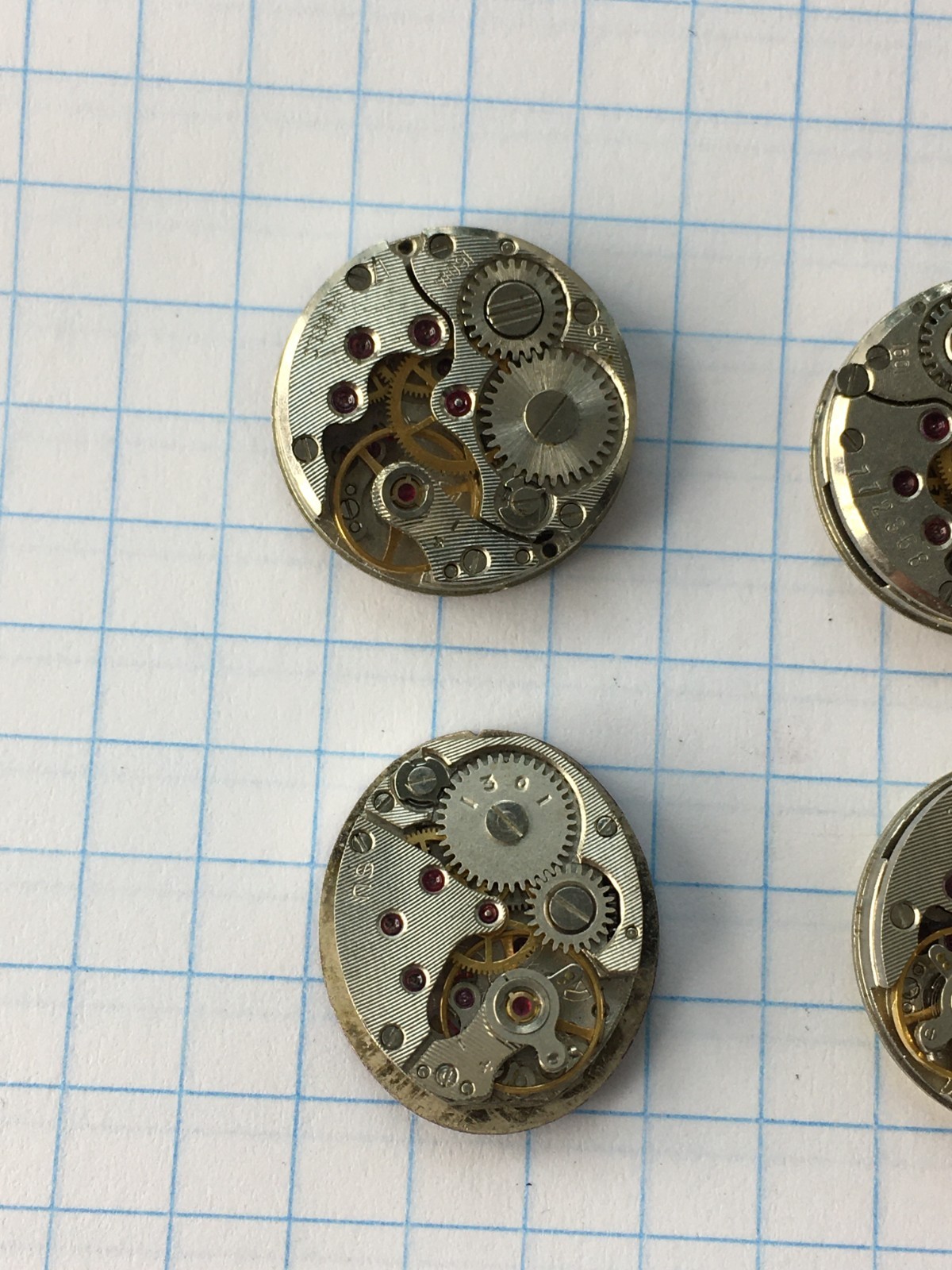 MOVEMENTS (20pcs) FOR Women’s WRIST WATCH Chaika Vintage USSR for parts