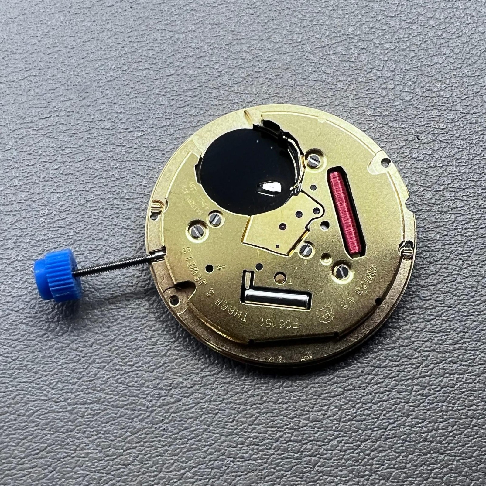 Quartz Watch Movement ETA F06.161 Swiss 3 Hands White Date at 3