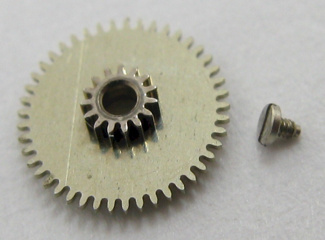 Enicar 1147 watch part: intermediate driving wheel