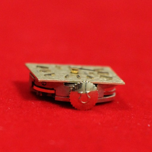Vintage – Omega – Gold Dial – 1100 – 17-Jewel – Watch Movement – Keeps Time