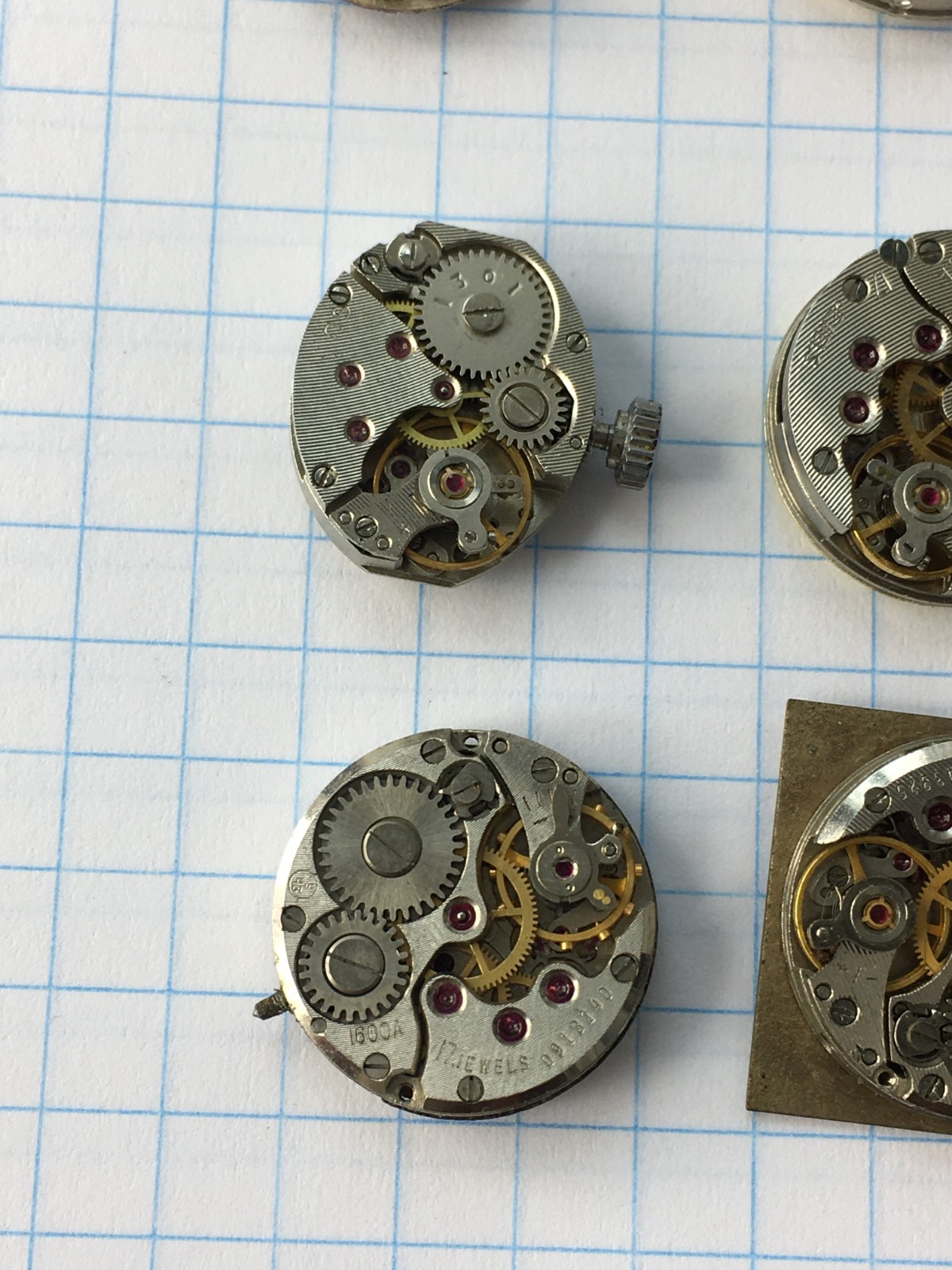 MOVEMENTS (20pcs) FOR Women’s WRIST WATCH Chaika Vintage USSR for parts