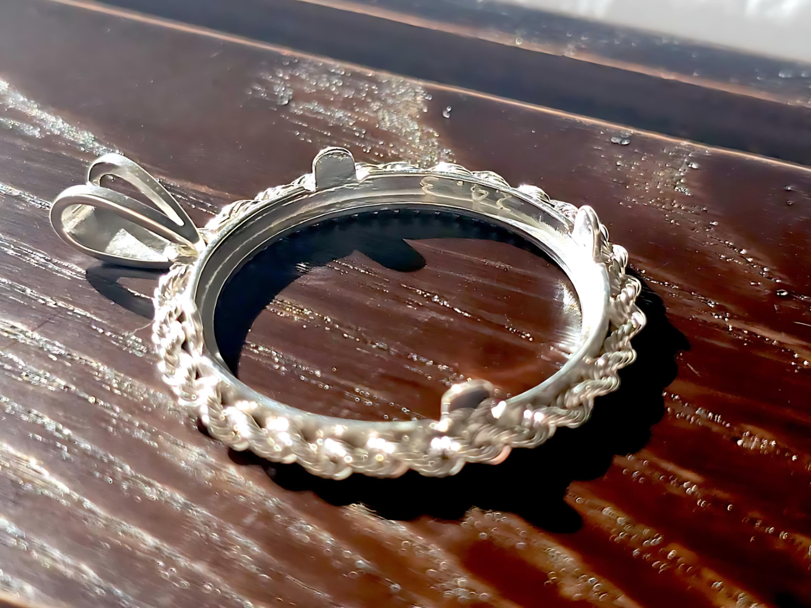 925 Sterling Silver Prong Back Illusion Rope Bezel for 24mm Quarter 25Cent Coins