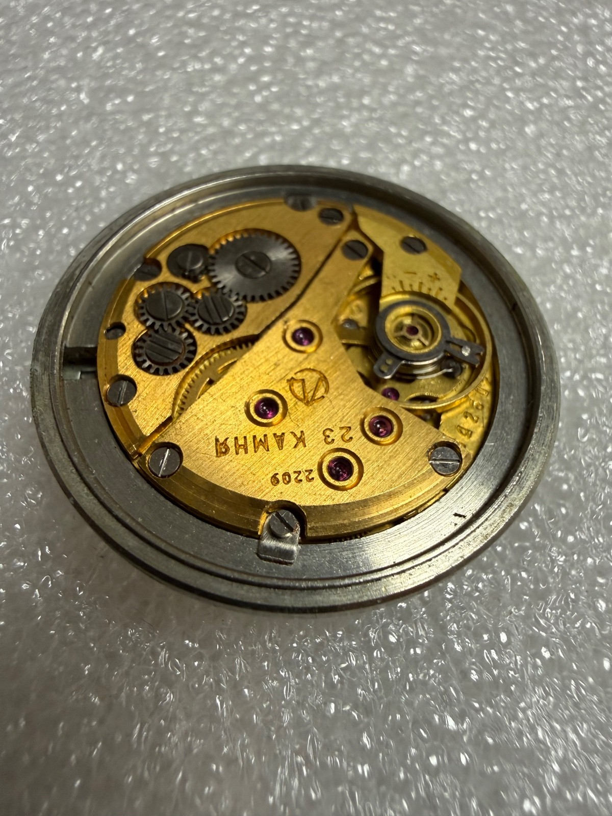USSR LUCH movement 2209 caliber Gold Plated watch mechanism. FOR PARTS .