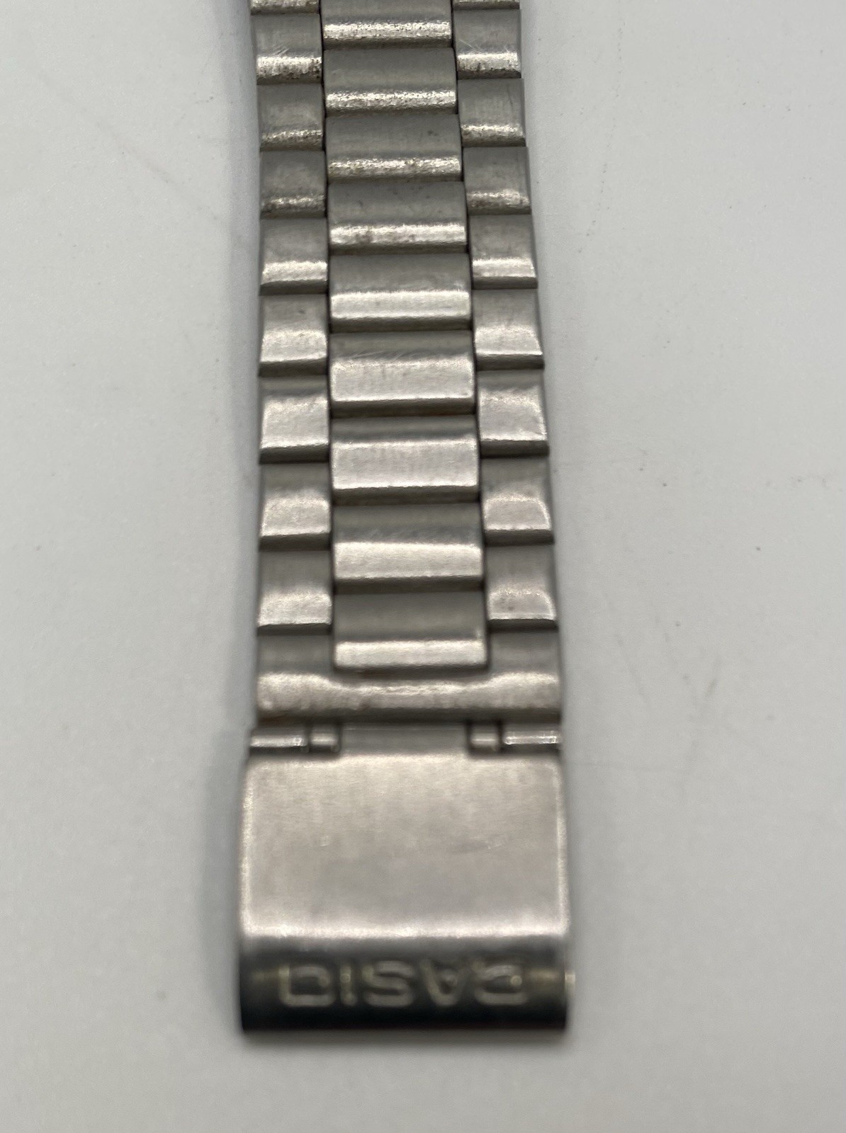 Casio 308 AQ-222 SS Quartz Vintage Men’s Watch For Parts See Description