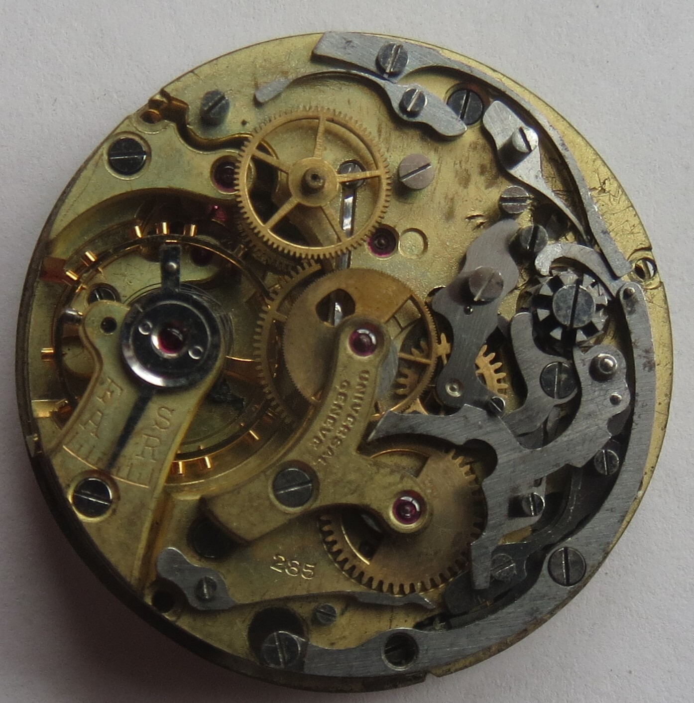 Universal Geneve Chronograph mens wristwatch movement & dial cal. 285