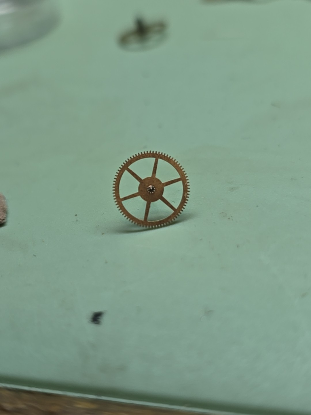 Mondia Zenith 2572 Pc Wheel Seconds Center (1pcs) Used