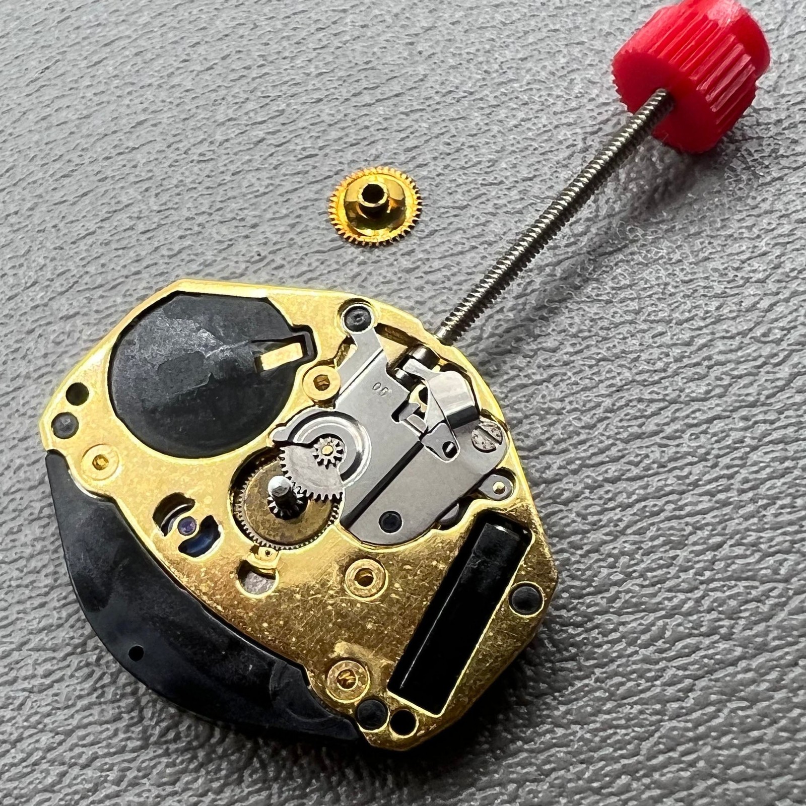 Quartz Watch Swiss ETA 902.002 Movement 2 Hands