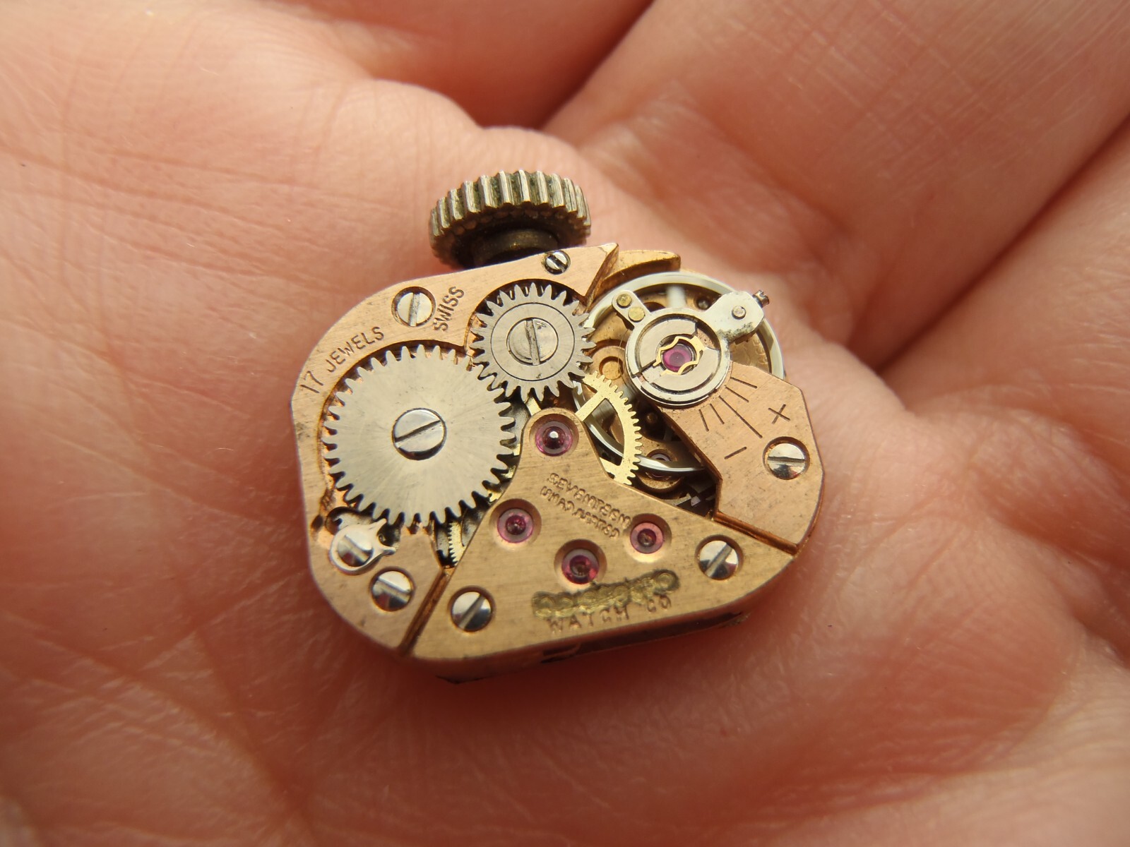 Avalon 6650 Swiss Watch Movement 17J Swiss Manual Wind Running