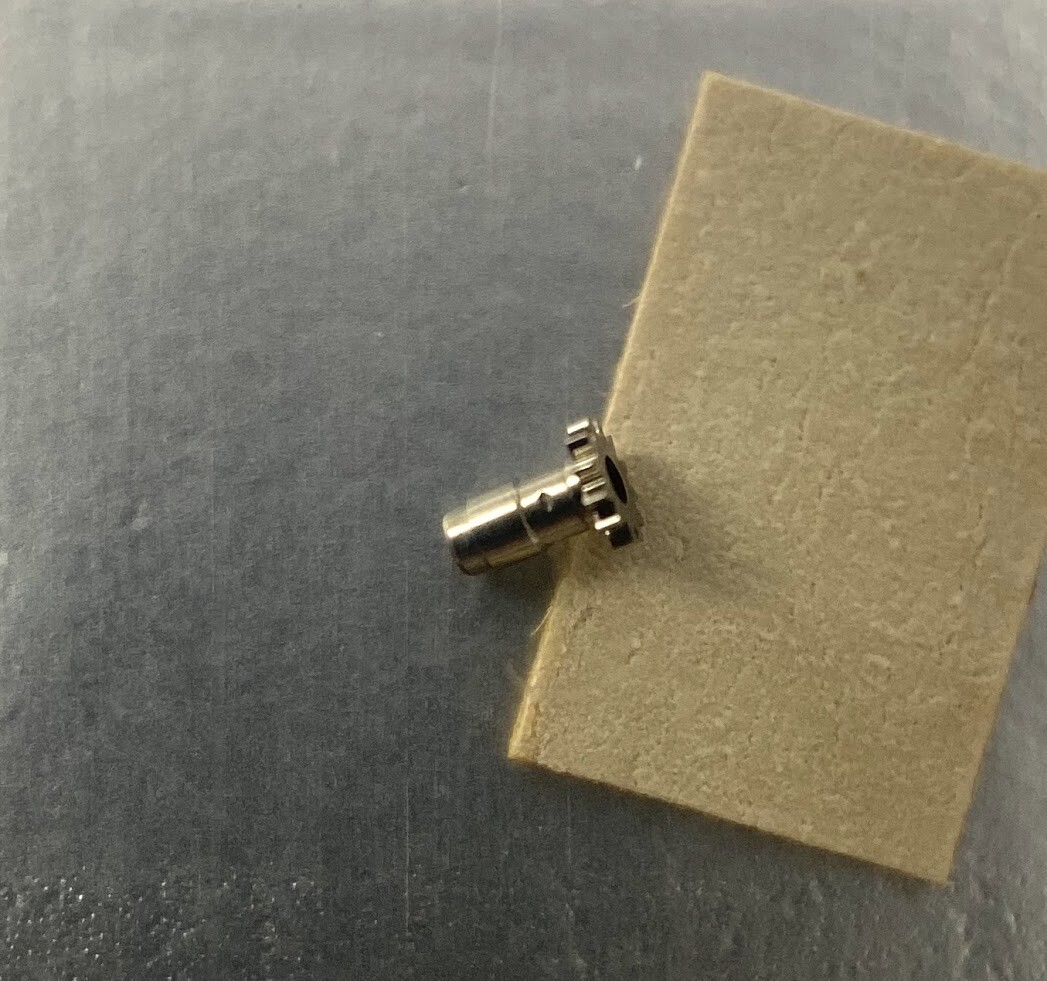 ROLEX FACTORY SEALED Cannon Pinion 2130 270