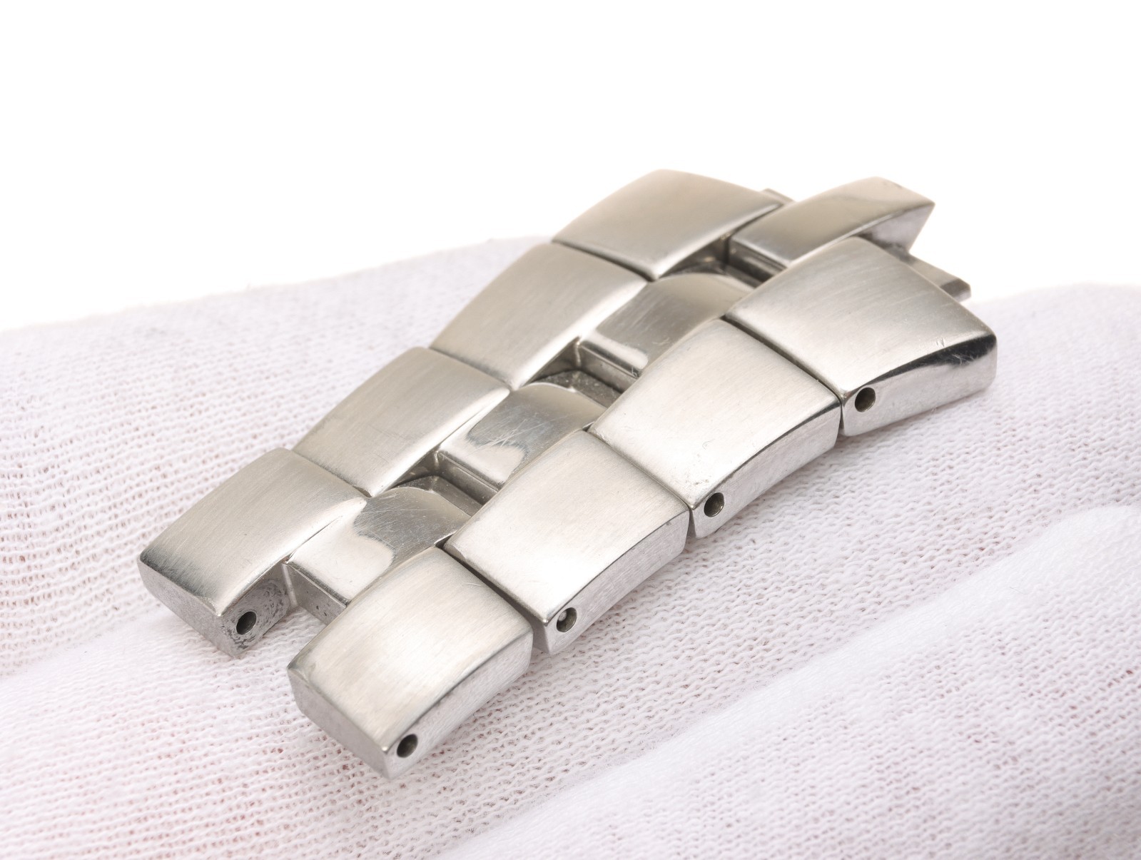 SEIKO Bracelet FOUR-LINK Section for “7L22-0AA0” Watch with “33A5-B” Band