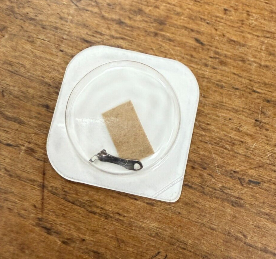 New Sealed Genuine Rolex 3135 633 Yoke for Cam.