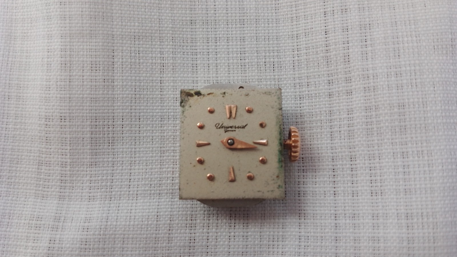 UNIVERSAL GENEVE LADY MOVEMENT WRIST WATCH CAL. 127 FOR REPAIR / PARTS