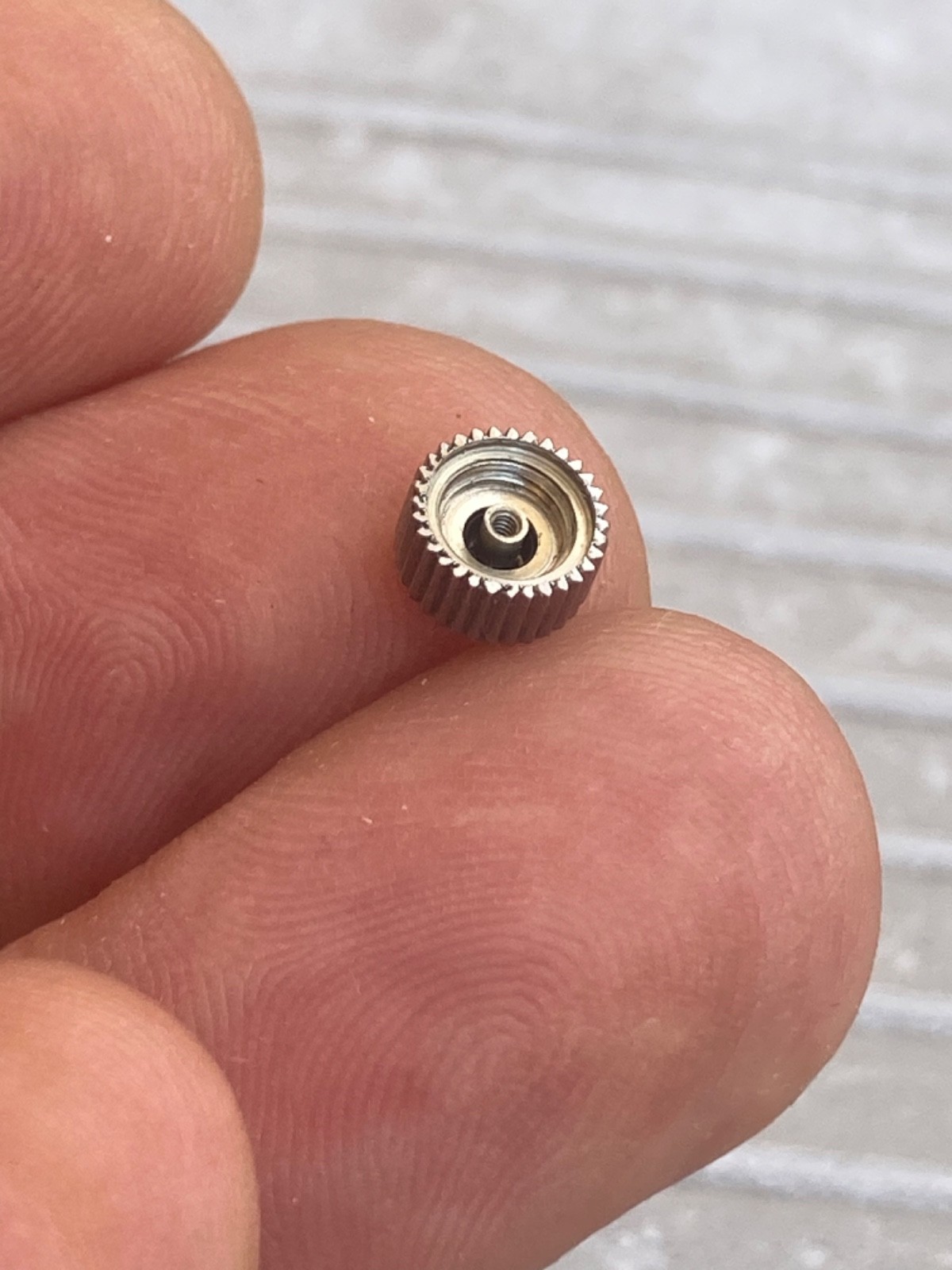 Philip Watch Caribbean 1000 Screw Down Crown Approx 7mm First Logo VERY RARE
