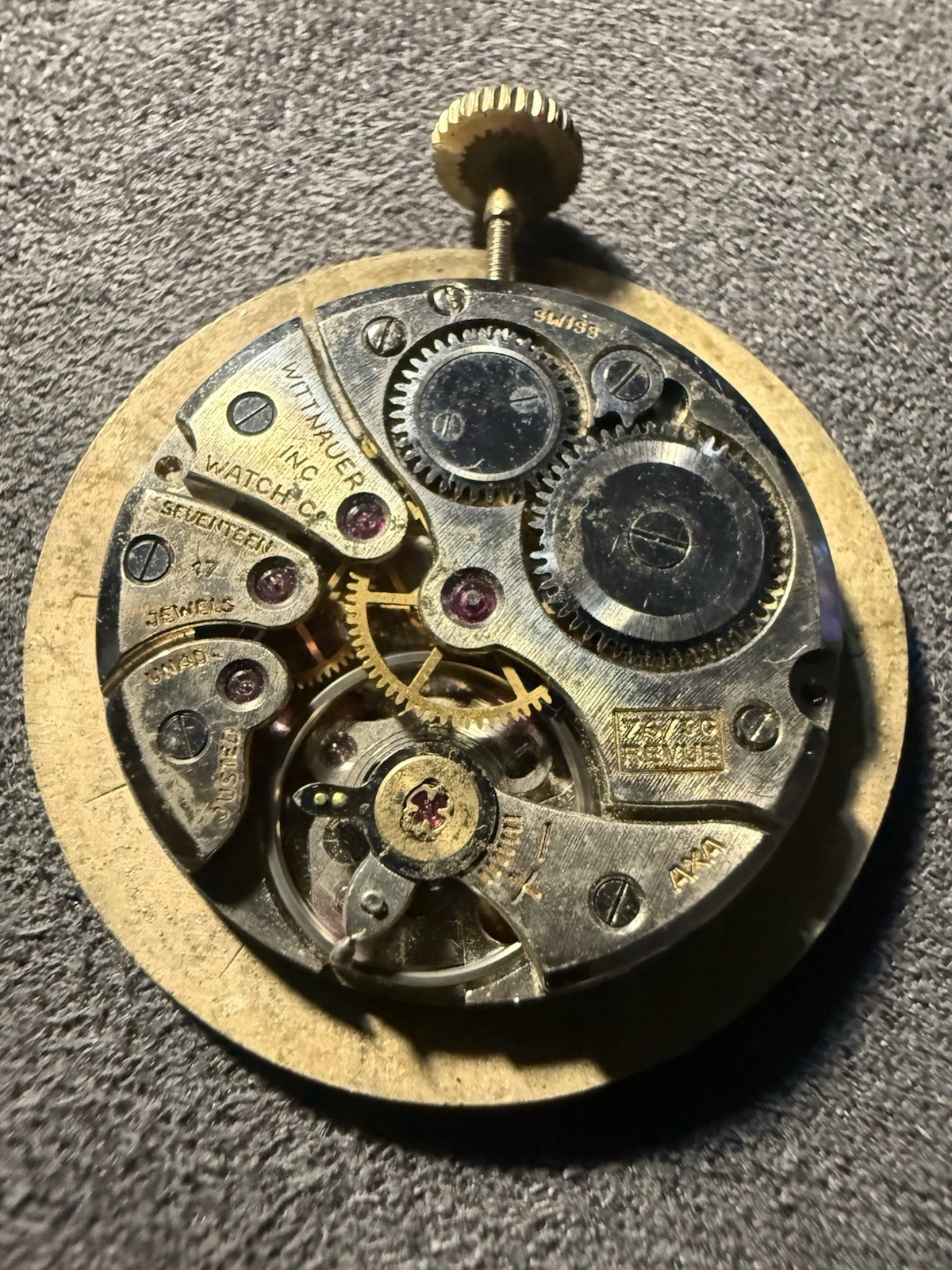 Vintage Wittnauer Dial / Wrist Watch Movement 76/3G Revue balancing Is working