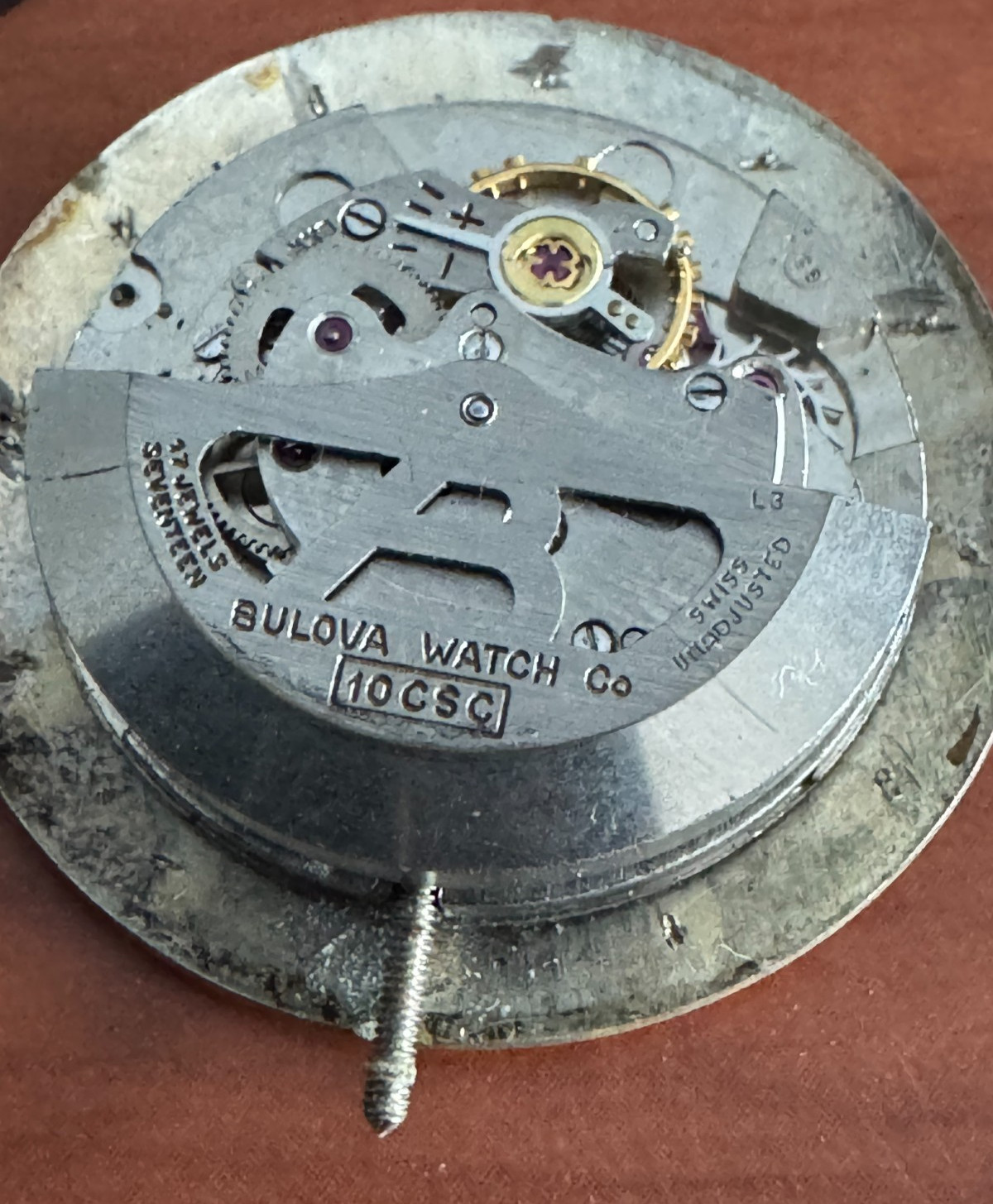 VINTAGE MEN’S BULOVA AUTOMATIC WRISTWATCH MOVEMENT CAL. 10CSC RUNS GREAT 17J