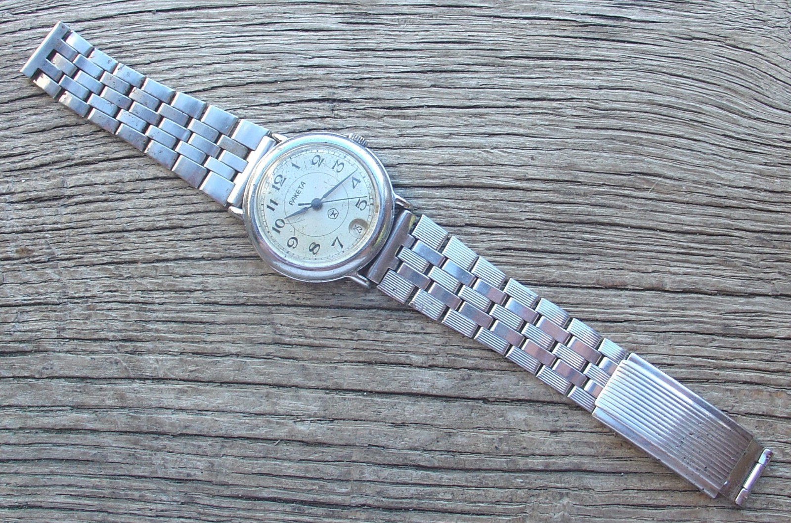 Rare original Womens watch ELEKTRONIKA “QUARTZ” Russian USSR Quality mark