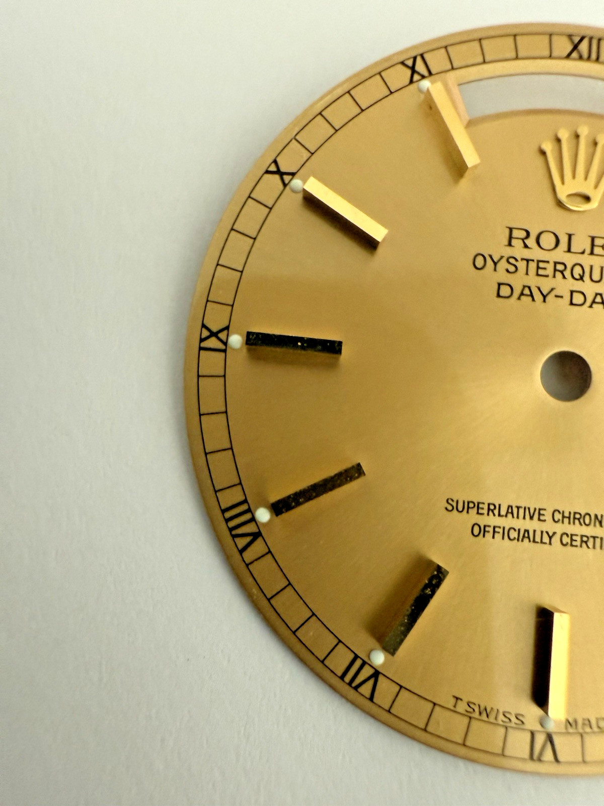 Rolex 19018 Oyster Quartz President Original Champaign Dial