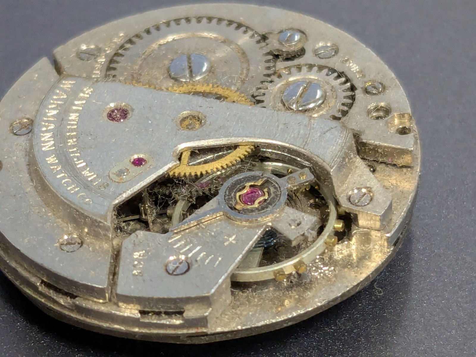 Vintage Wakmann Military Dial Swiss Cal. WOG 17 Jewel Mechanical Watch Movement