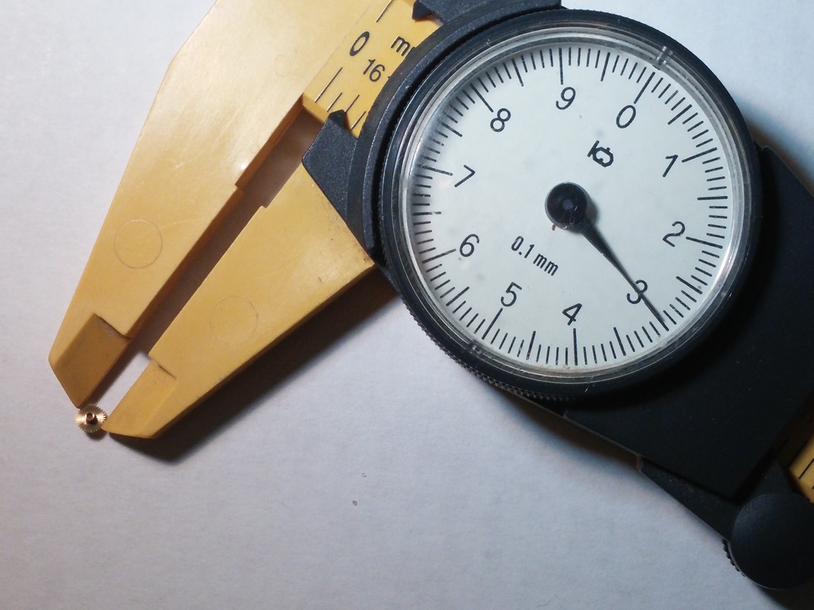 AS 976 hour wheel part 250, NOS, ht 1mm for watch repair