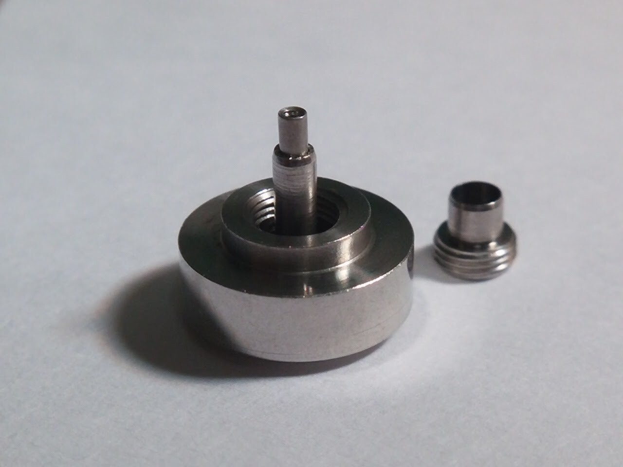 Invicta Crown S/S WHITE ROUND screwdown type with tube, 9.9mm