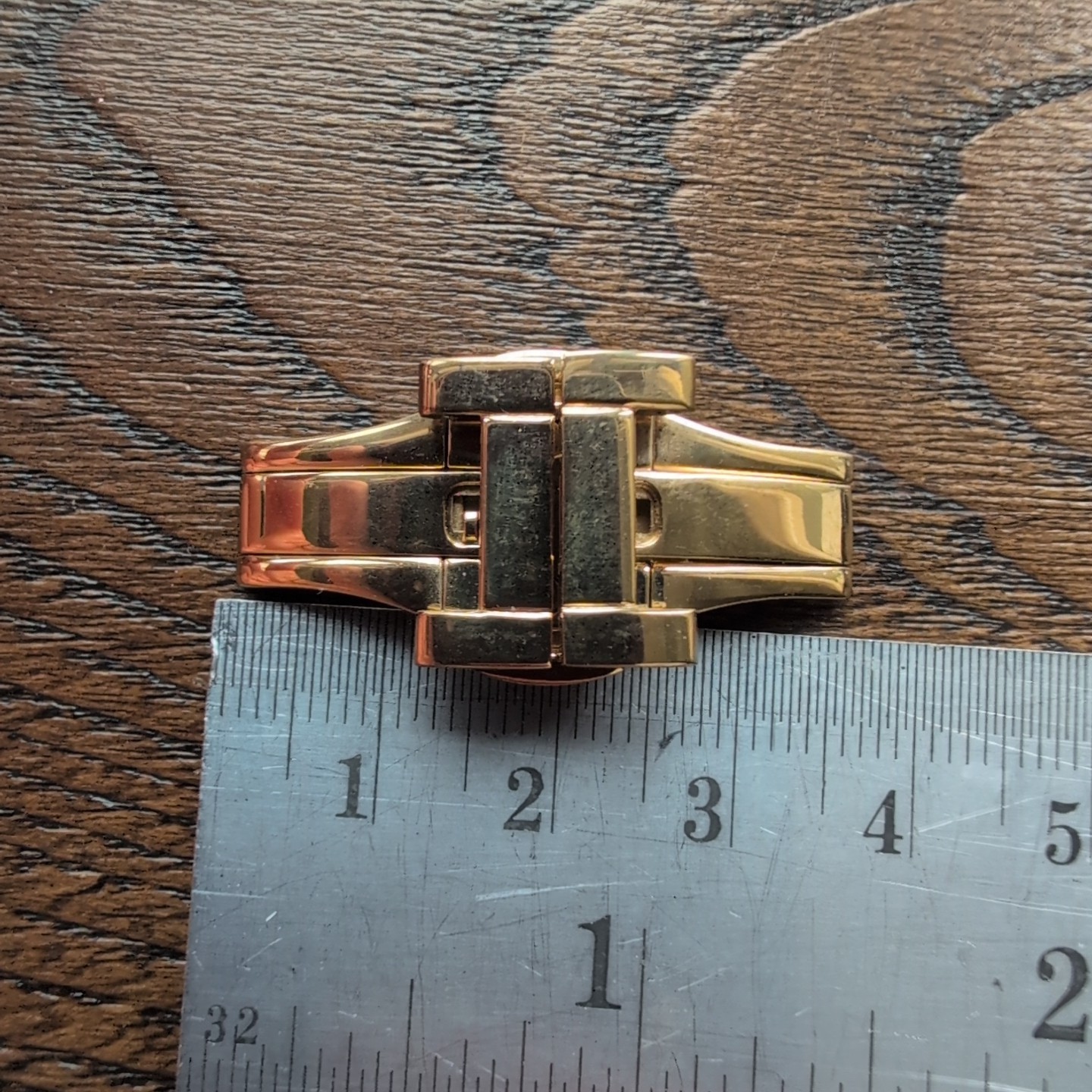 Lot of Watch Parts inc D&G, Skagen, Hugo Boss Case (DG11)